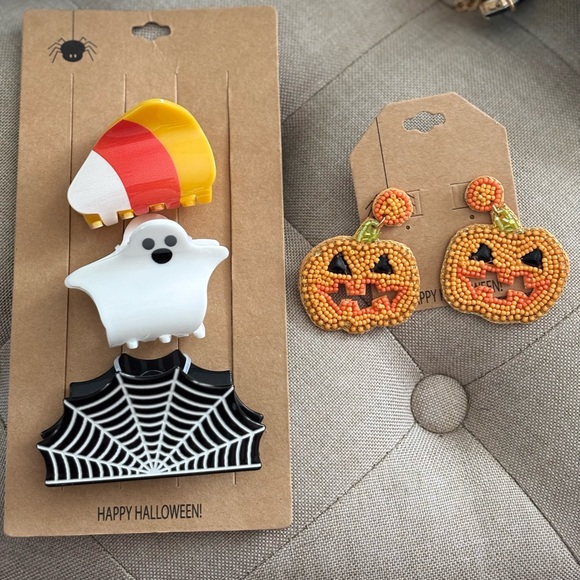 Source Unknown Other - Halloween Bundle 3 hair clips and pumpkin bead earrings NWT